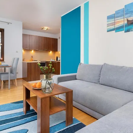 Villa 4 Pory Roku By Noclegi Renters Jastrzebia Gora Exterior photo