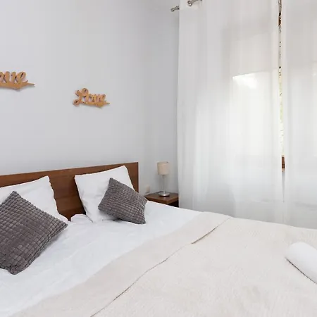 Villa 4 Pory Roku By Noclegi Renters Jastrzebia Gora Exterior photo