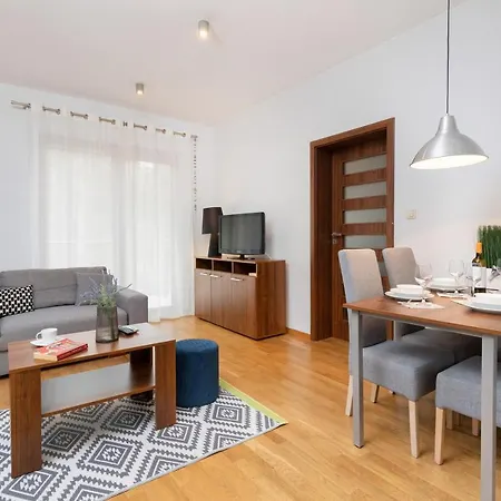 Villa 4 Pory Roku By Noclegi Renters Jastrzebia Gora Exterior photo