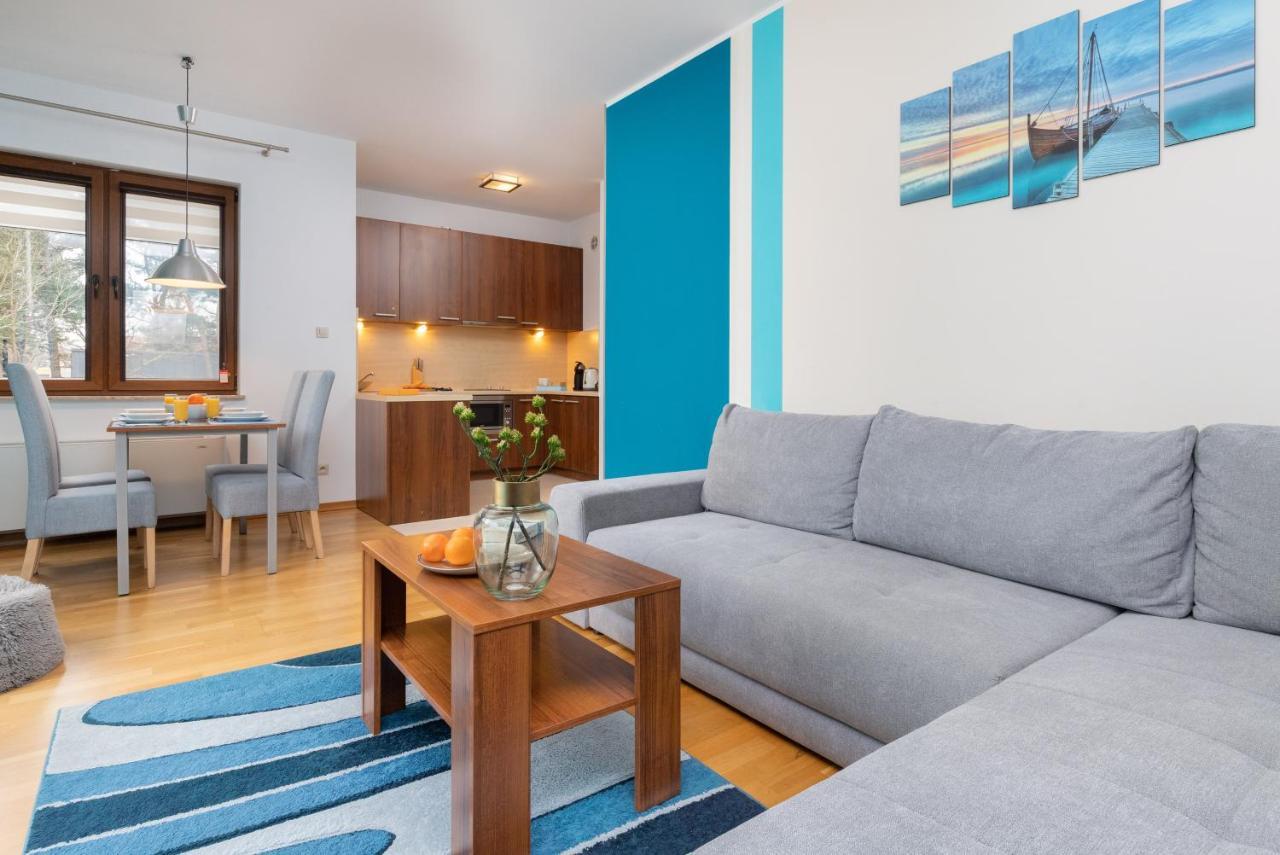 4 Pory Roku By Renters Apartment *