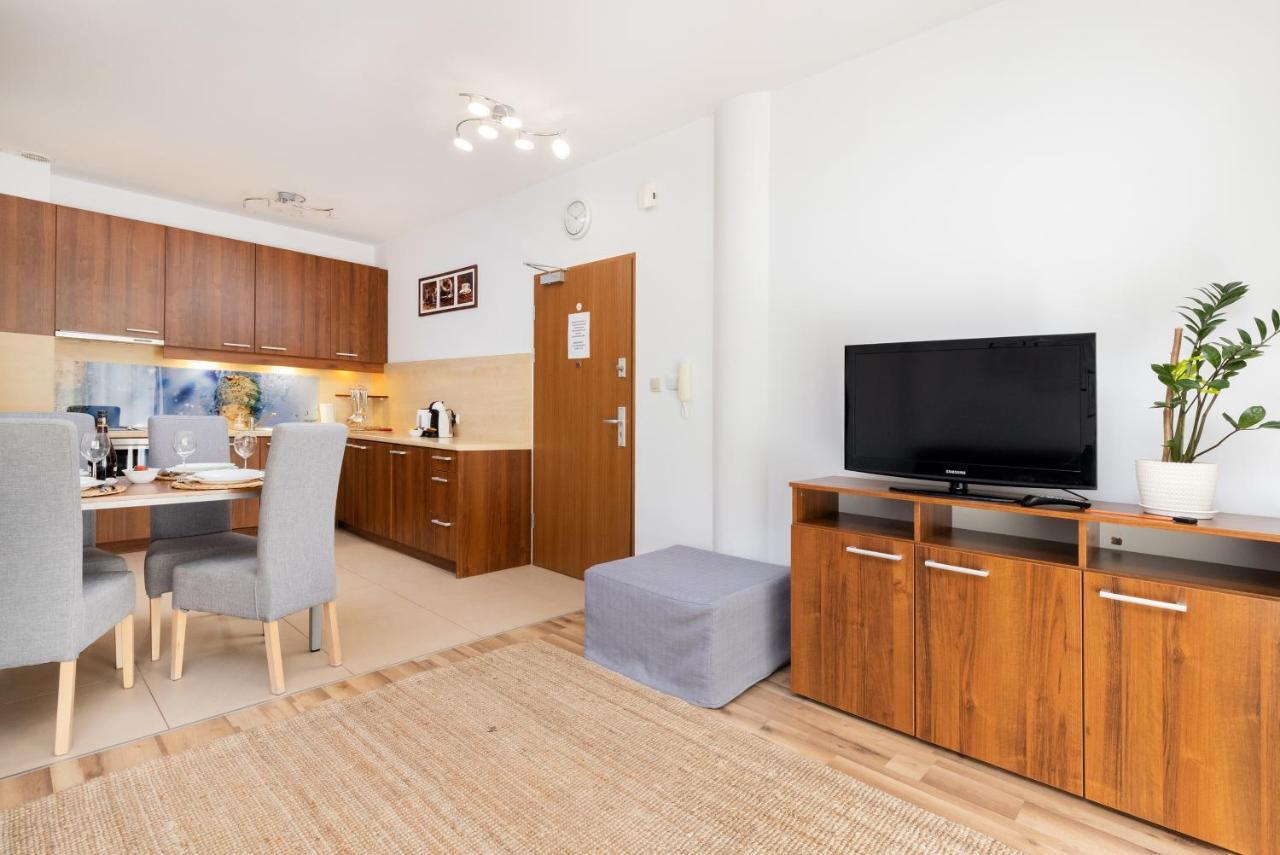 4 Pory Roku By Renters *